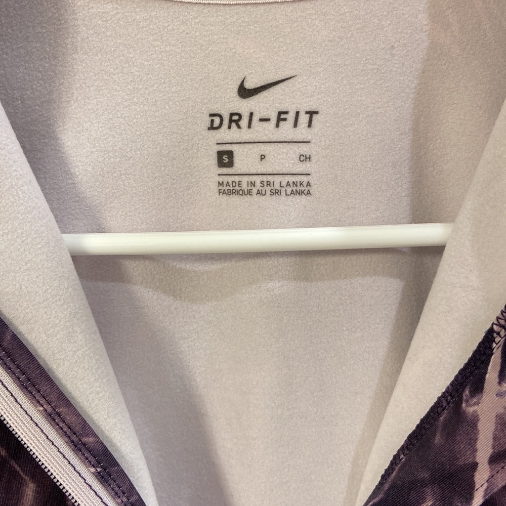 Nike-Pro Quarter Zip - Picture 2 of 3